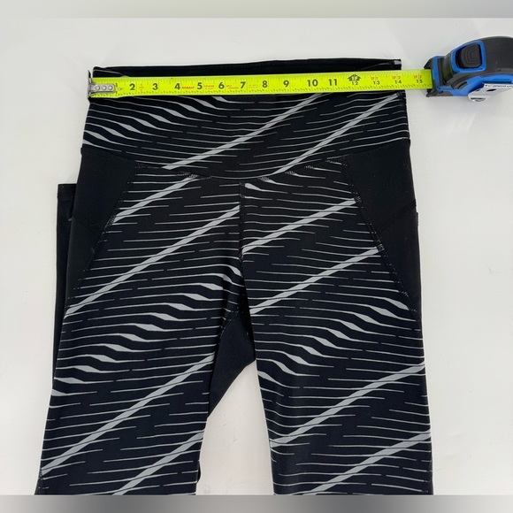 Athleta Women's Interval Leggings - Picture 5 of 12